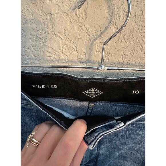 St. John’s Bay High Rise Wide Leg Loose Fit Jeans - Size 10 - Picture 2 of 2